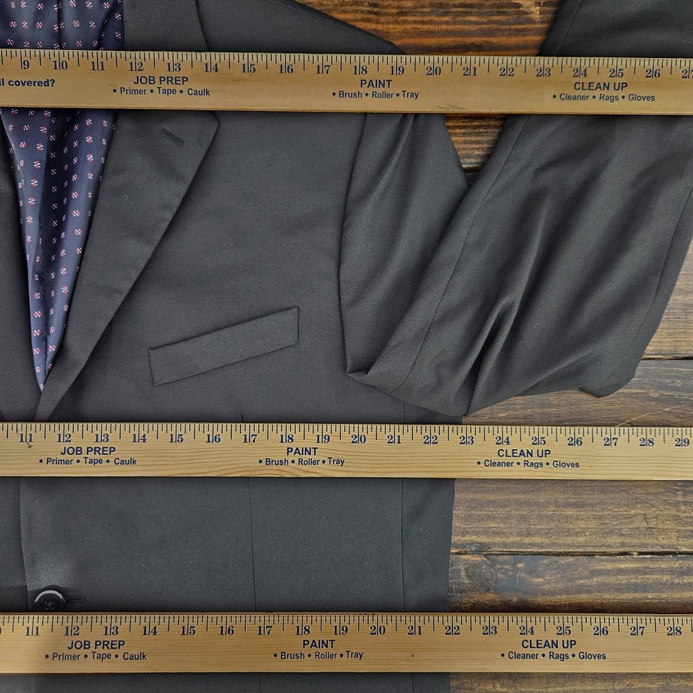 Izod Men's Sport Coat Blazer Two Button Solid Black Polyester Blend Size 44S - Picture 3 of 13